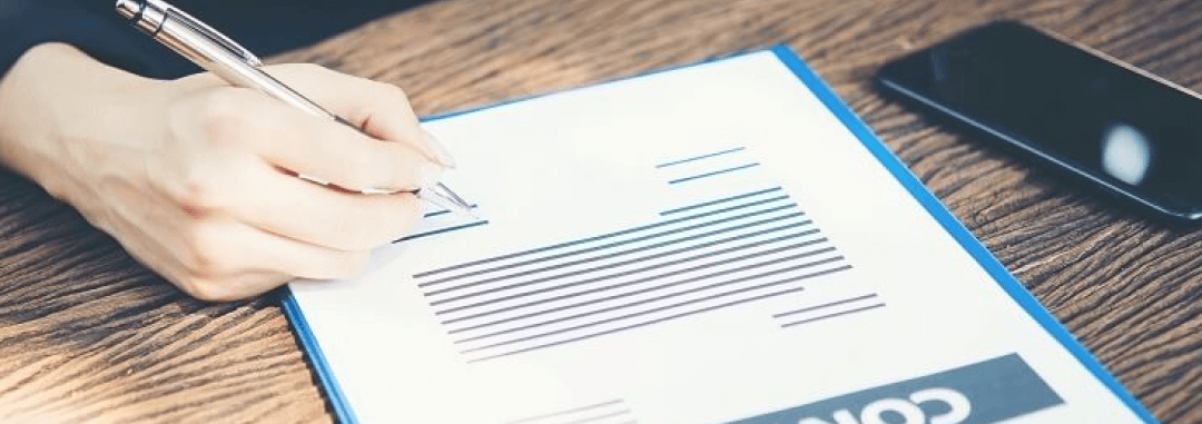 Signing the documents - Title Leader